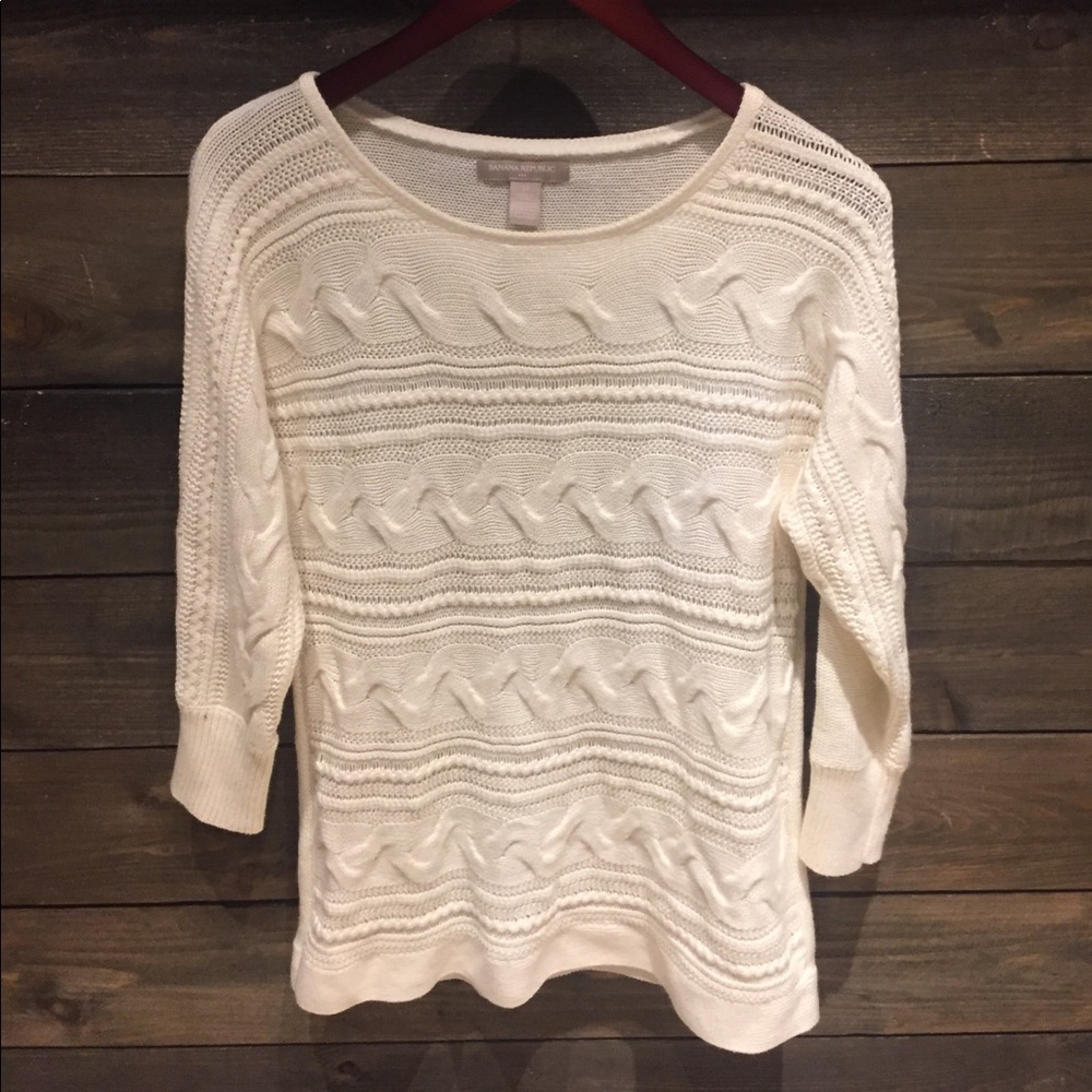 Ivory pull-over cable knit sweater